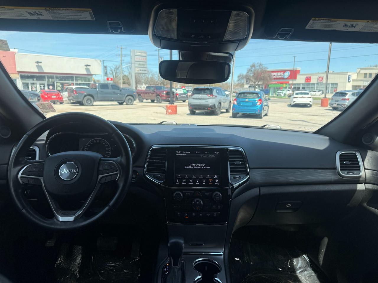 2021 Jeep Grand Cherokee Laredo Photo