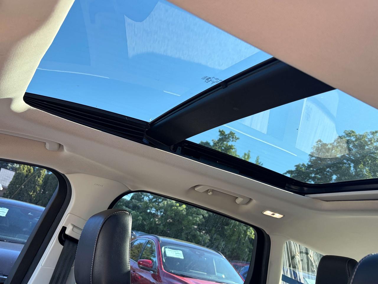 2019 Ford Escape Titanium 4WD Photo