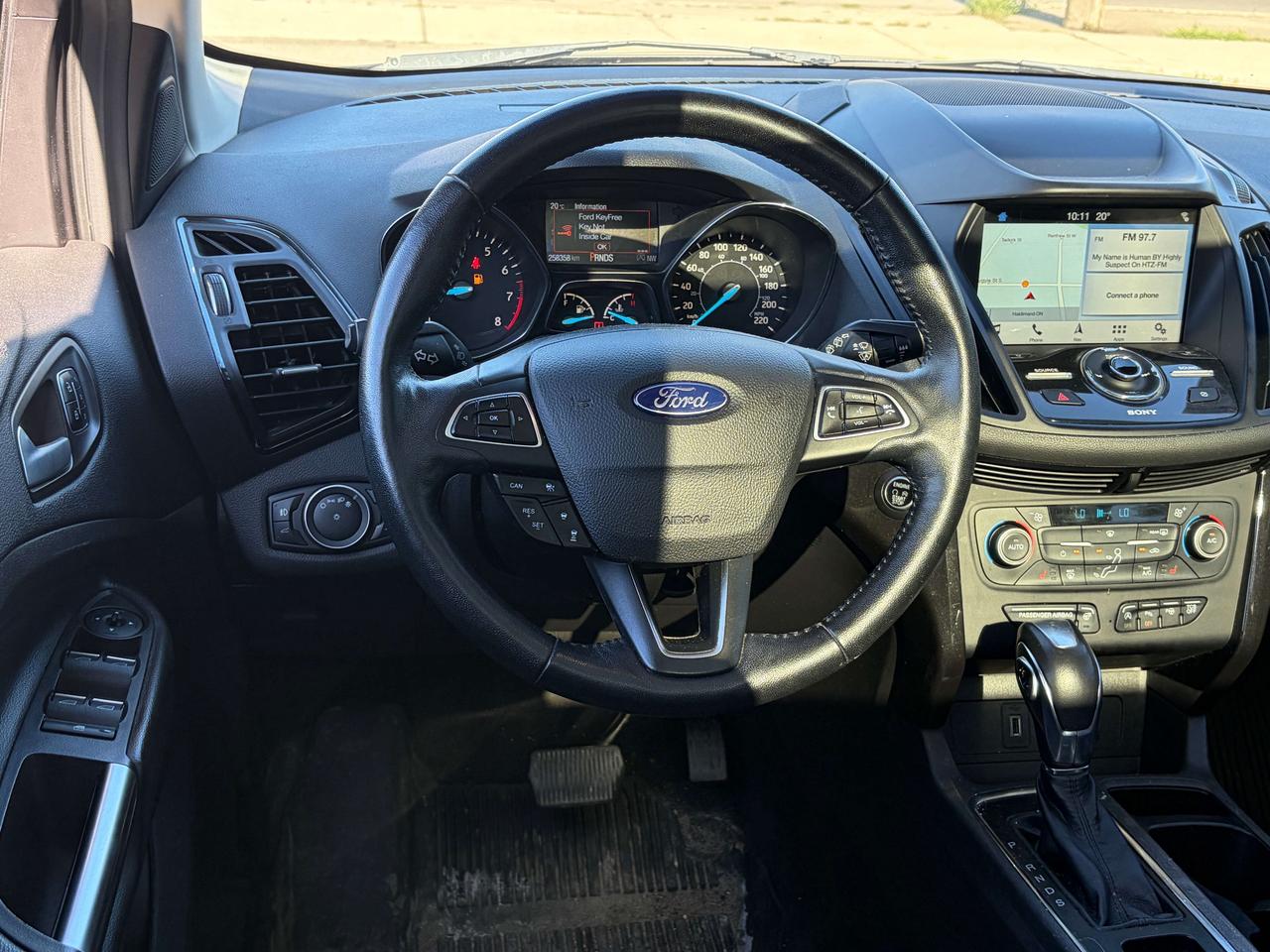 2019 Ford Escape Titanium 4WD Photo