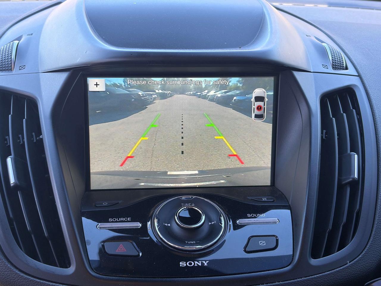 2019 Ford Escape Titanium 4WD Photo