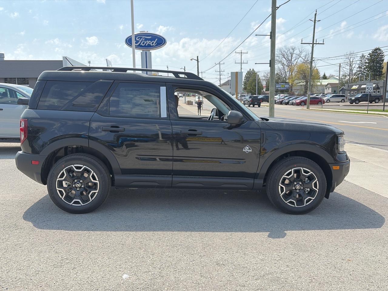 2026 Ford Bronco Sport OUTER BANKS 4x4 300A Photo3