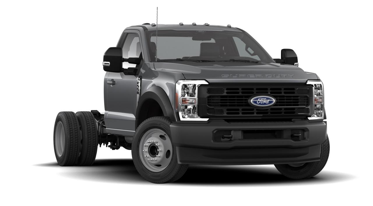 2026 Ford F-550 Super Duty DRW XL Photo