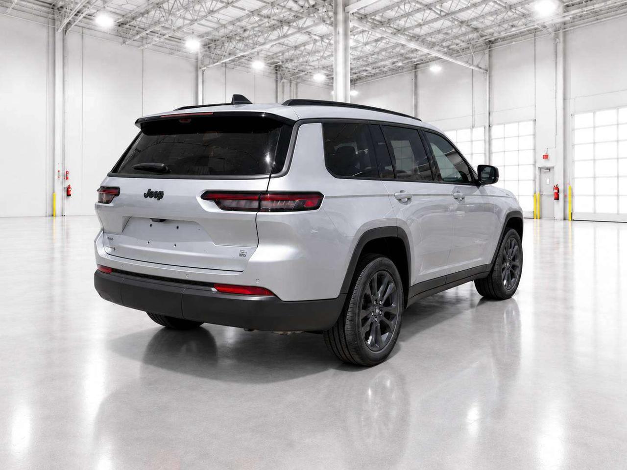 2026 Jeep Grand Cherokee L 85TH ANNIVERSARY | Leather | 7-PASS | Tow Pkg Photo