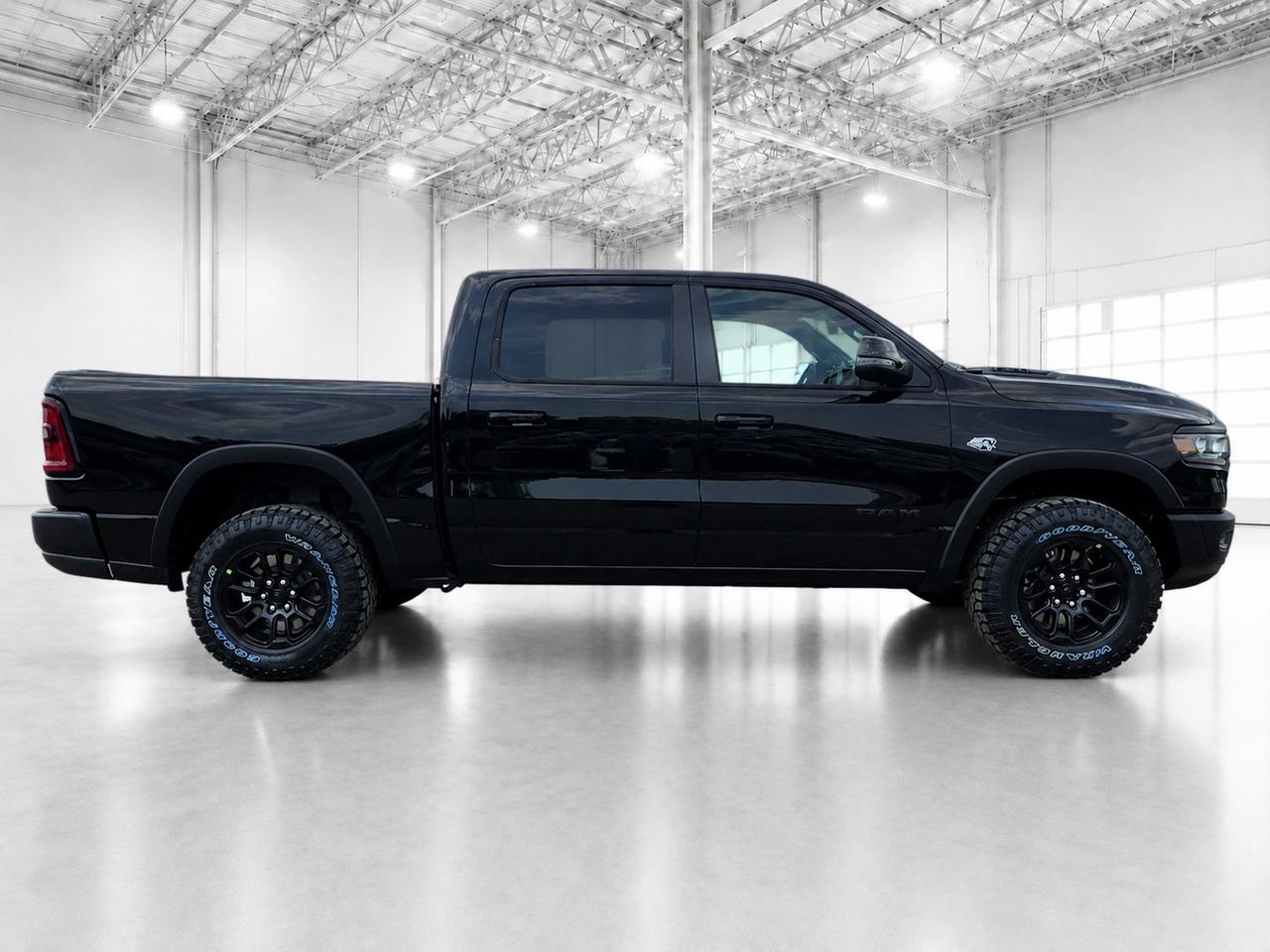 2026 RAM 1500 REBEL | Leather | HEMI | Pano Roof | Level 2 | 4x4 Photo2