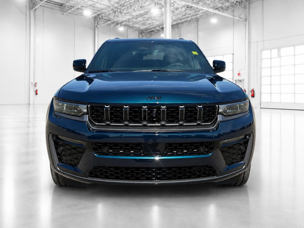2026 Jeep Grand Cherokee L L LIMITED RESERVE | Prem Pack | 7-Seater | Tow Pkg Photo