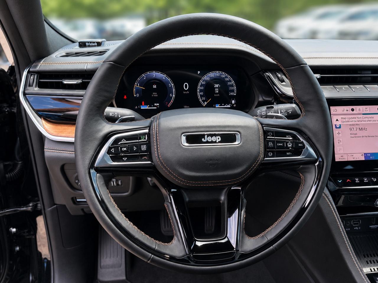 2026 Jeep Grand Cherokee L L SUMMIT | 7-PASS | Obsidian Pkg | Adv ProTech 4 Photo