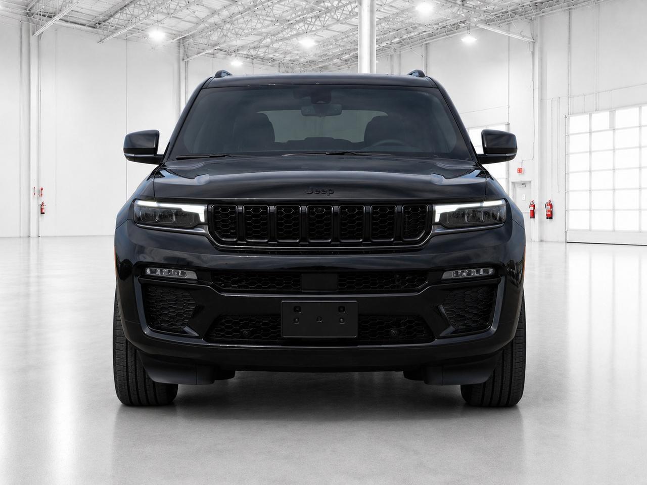 2026 Jeep Grand Cherokee SUMMIT | Adv Pro Tech 4 | Obsidian | 4x4 Photo