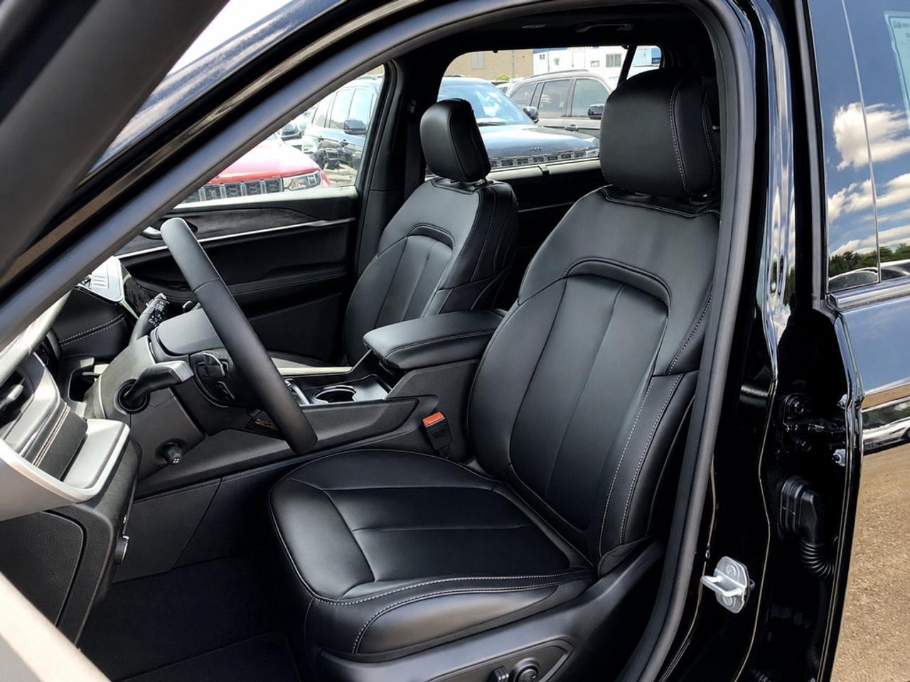 2026 Jeep Grand Cherokee L L 85TH ANNIVERSARY | Leather | Pano Roof | Nav Photo