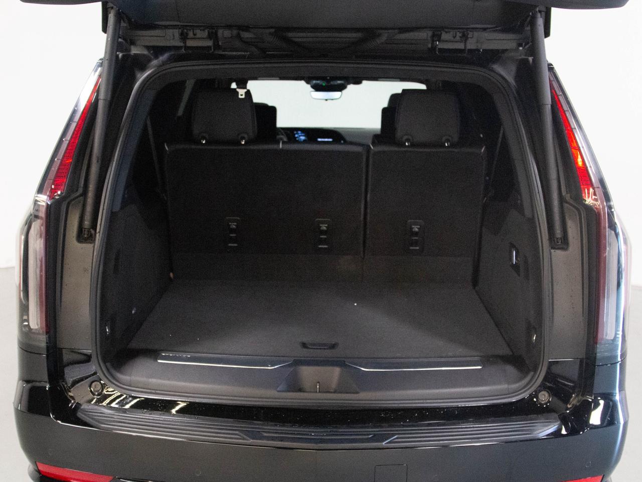 2022 Cadillac Escalade ESV SPORT PLATINUM | 7 PASS | 22 IN | ENTERTAIN PKG Photo