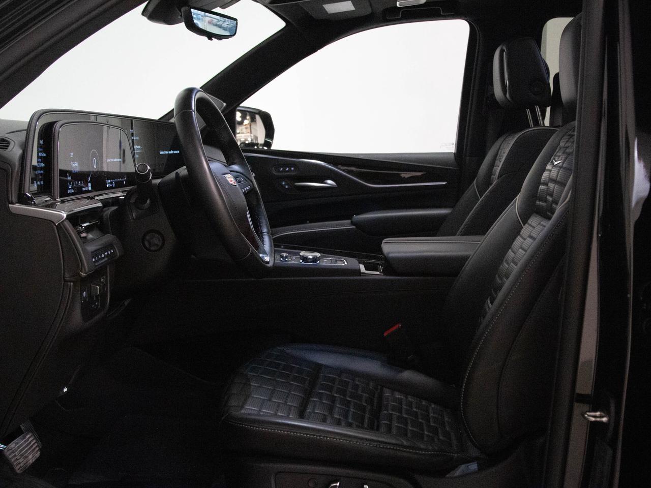 2022 Cadillac Escalade ESV SPORT PLATINUM | 7 PASS | 22 IN | ENTERTAIN PKG Photo