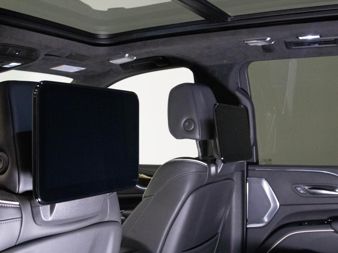 2022 Cadillac Escalade ESV SPORT PLATINUM | 7 PASS | 22 IN | ENTERTAIN PKG Photo