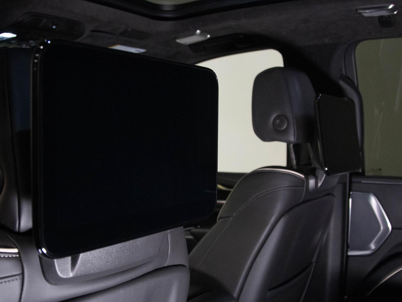 2022 Cadillac Escalade ESV SPORT PLATINUM | 7 PASS | 22 IN | ENTERTAIN PKG Photo