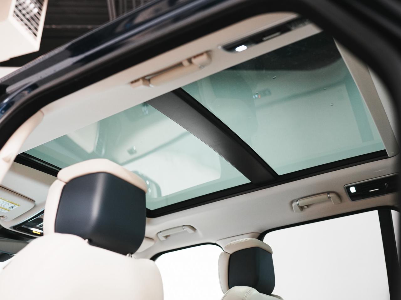 2021 Land Rover Range Rover P525 | WESTMINSTER | MERIDIAN | HUD | 21 IN Photo