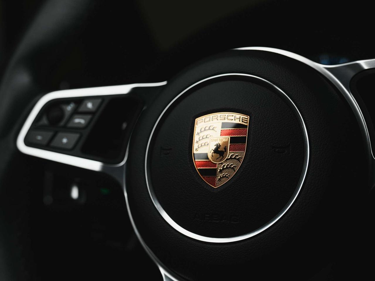 2020 Porsche Cayenne PREMIUM PKG | BOSE | PANO | 21 IN Photo