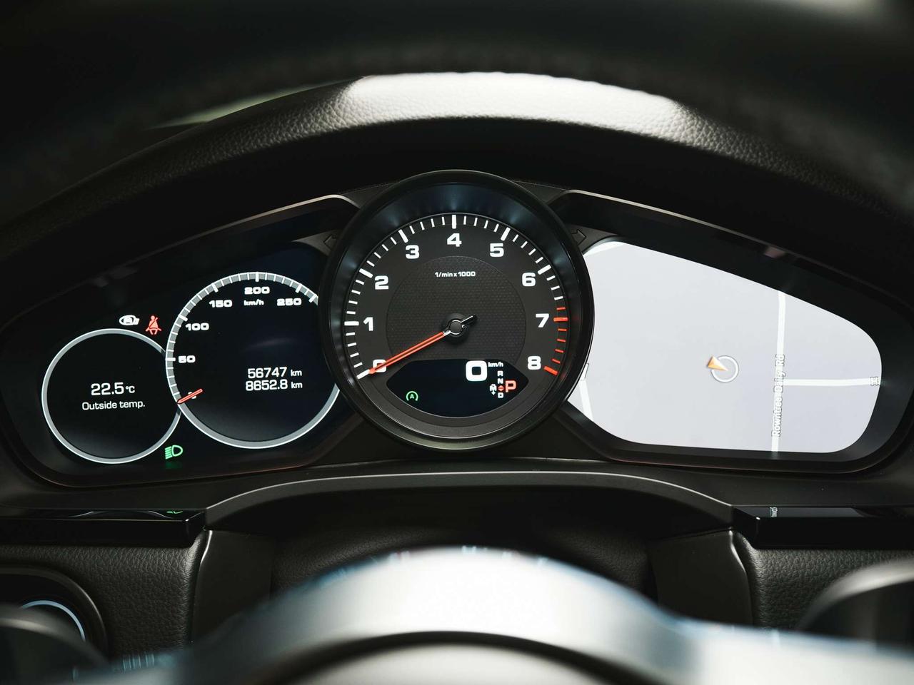 2020 Porsche Cayenne PREMIUM PKG | BOSE | PANO | 21 IN Photo