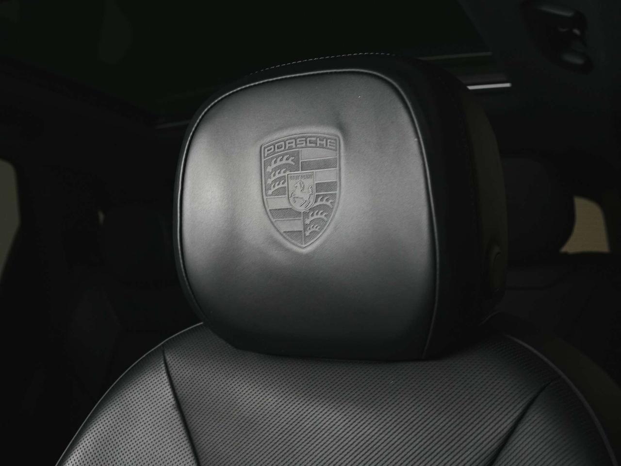 2020 Porsche Cayenne PREMIUM PKG | BOSE | PANO | 21 IN Photo