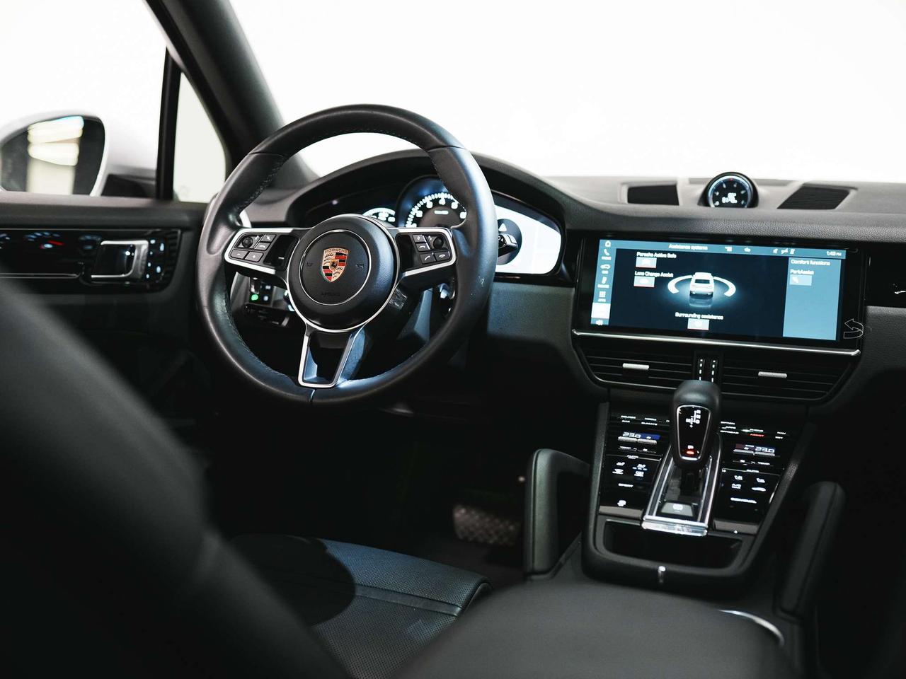 2020 Porsche Cayenne PREMIUM PKG | BOSE | PANO | 21 IN Photo