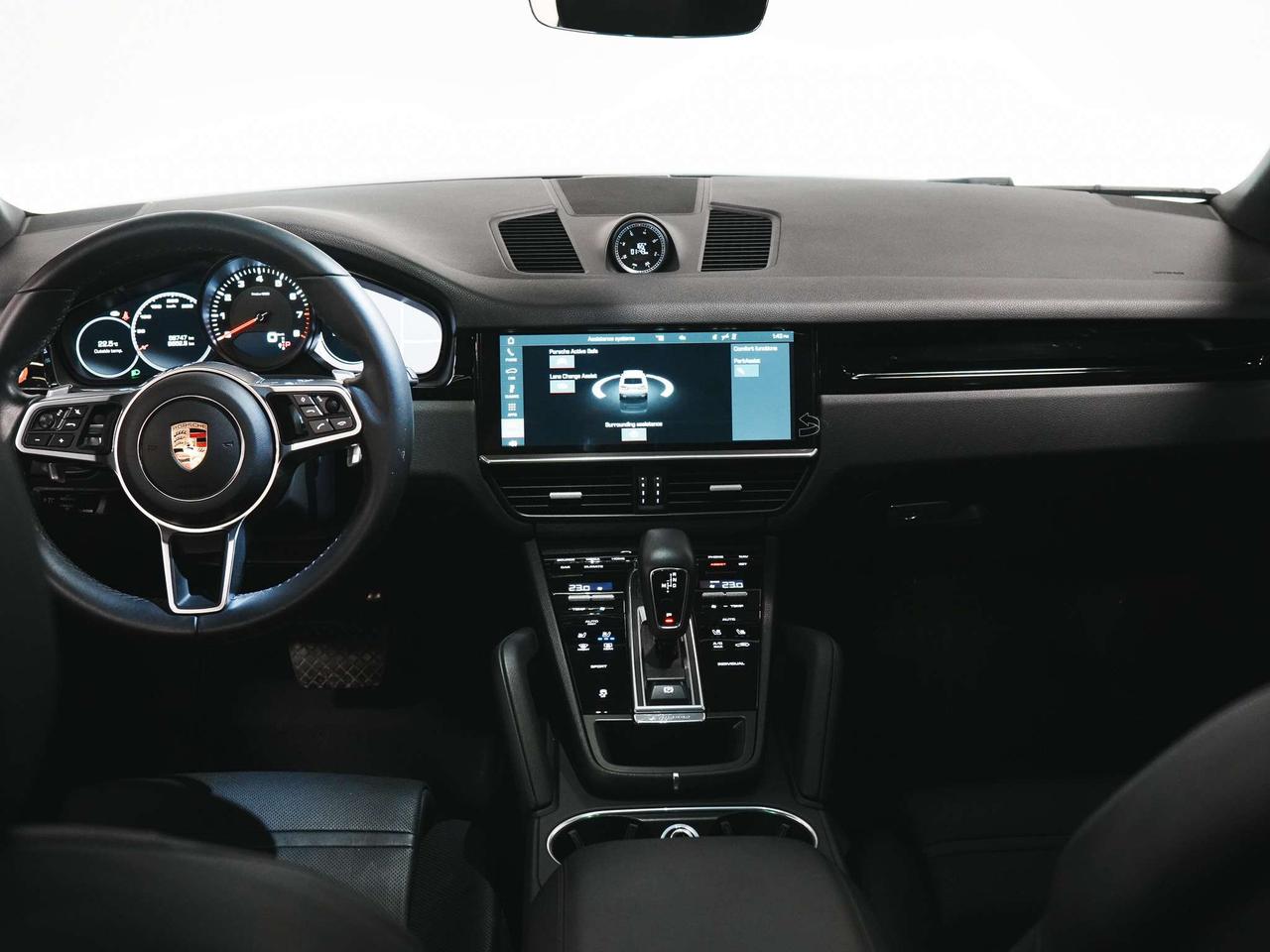 2020 Porsche Cayenne PREMIUM PKG | BOSE | PANO | 21 IN Photo