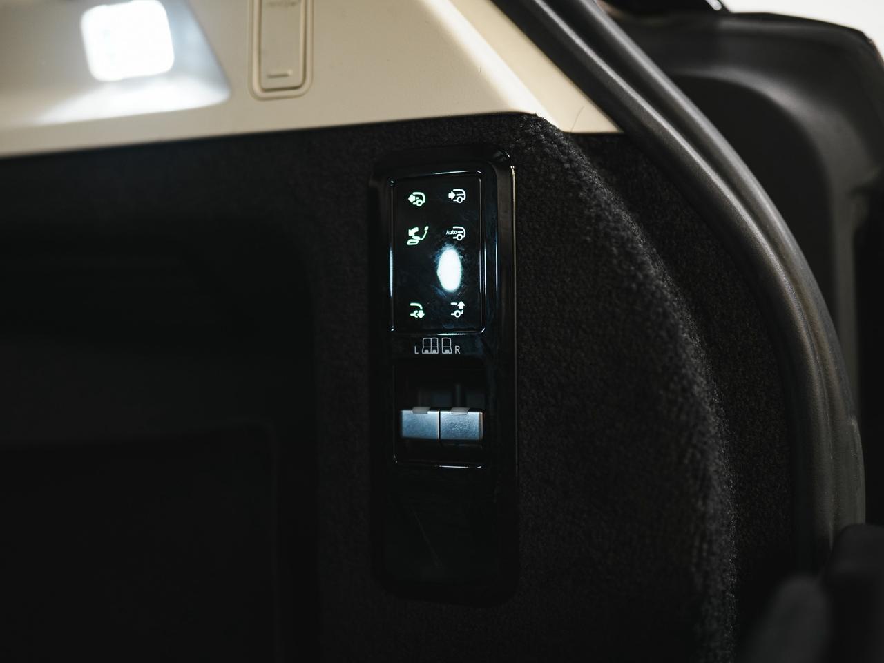 2023 Land Rover Range Rover P530 | FIRST OPTION | REAR EXCLUSIVE PKG | 23 IN Photo