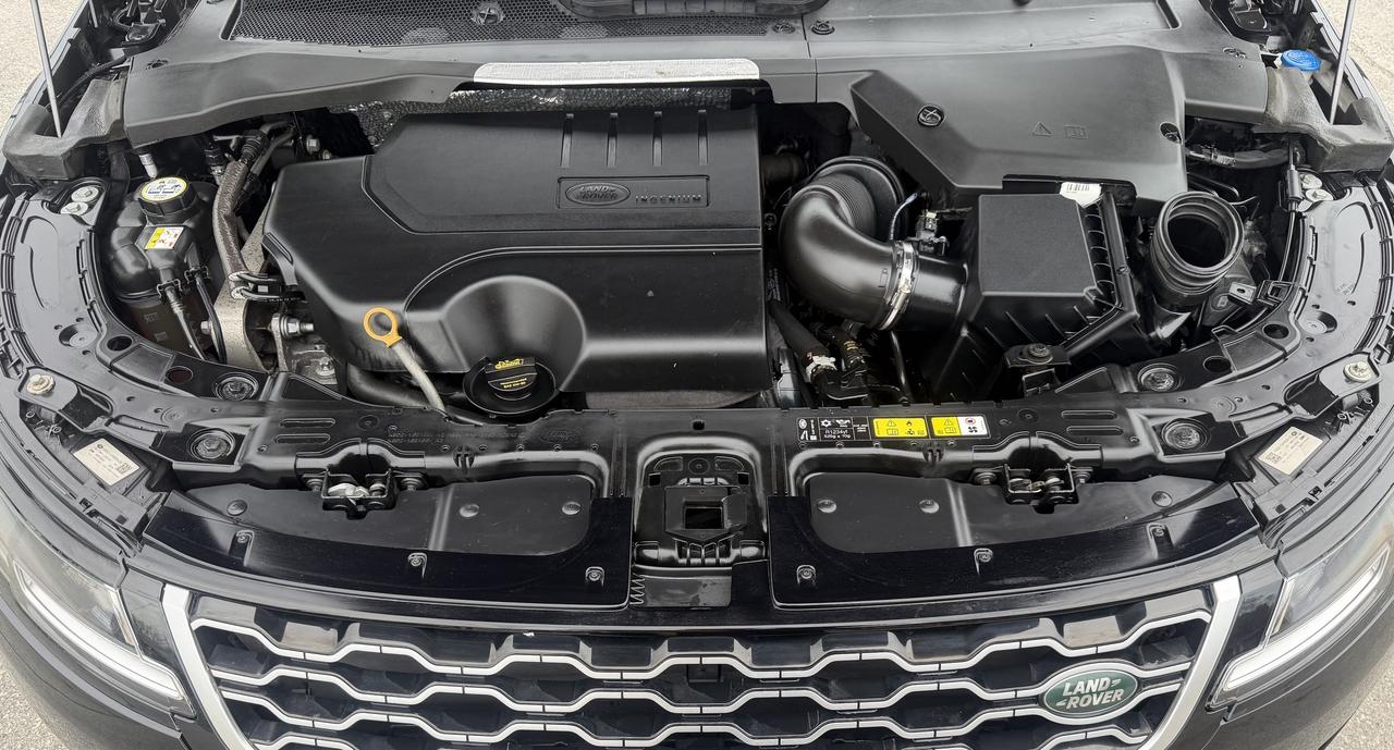 2020 Land Rover Evoque P250 S Photo