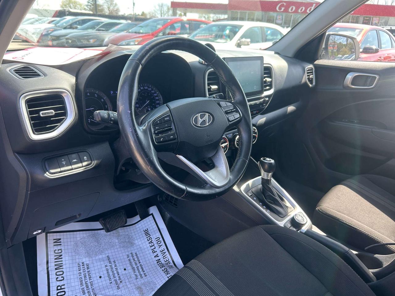 2021 Hyundai Venue PREFERRED, CLEAN CARFAX, HEATED SEATS, BACK UP CAM - Photo #12