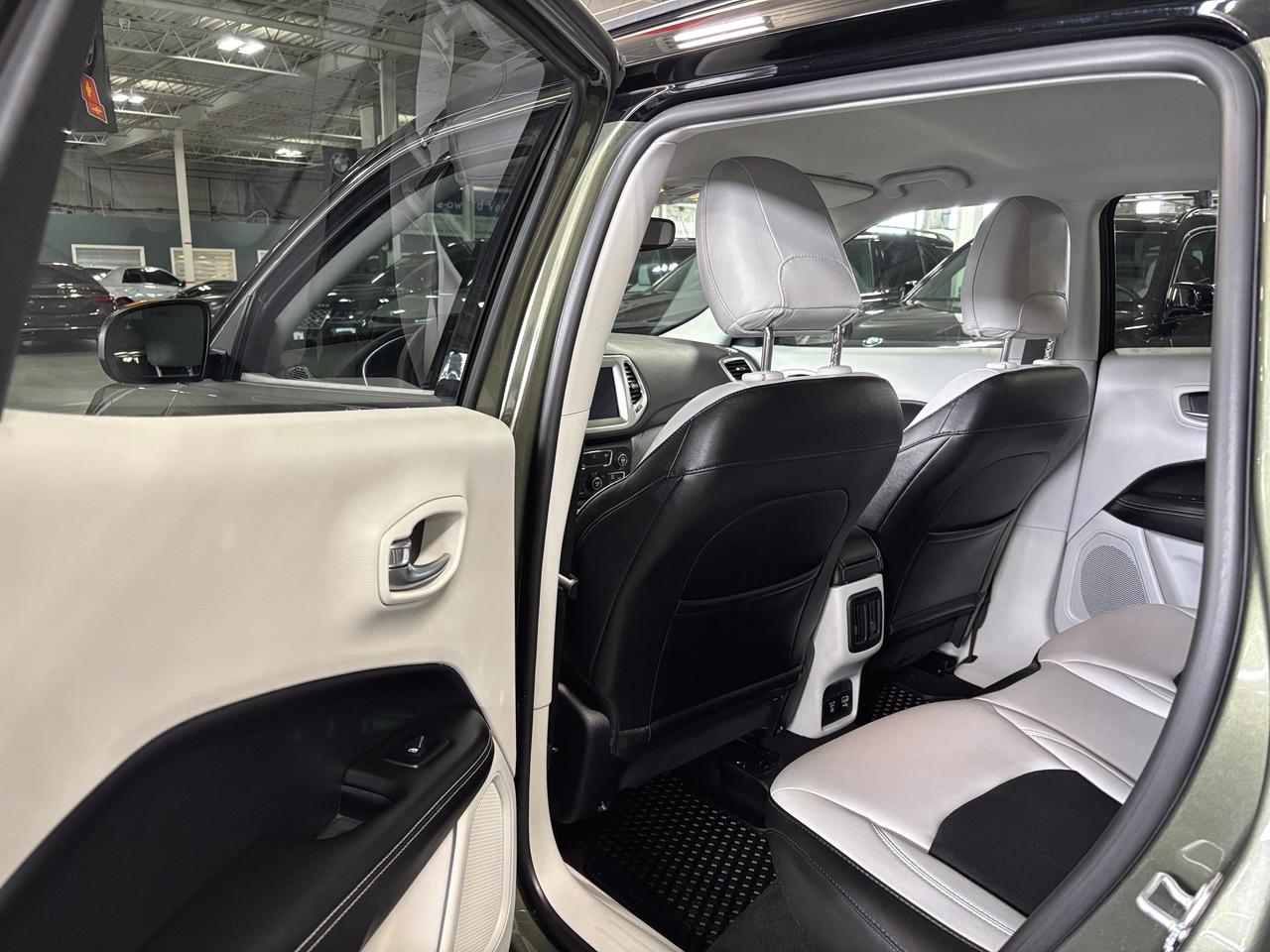 2018 Jeep Compass North 4X4|SELECTERRAIN|NAV|WHITELEATHER|RMSTART|+ Photo