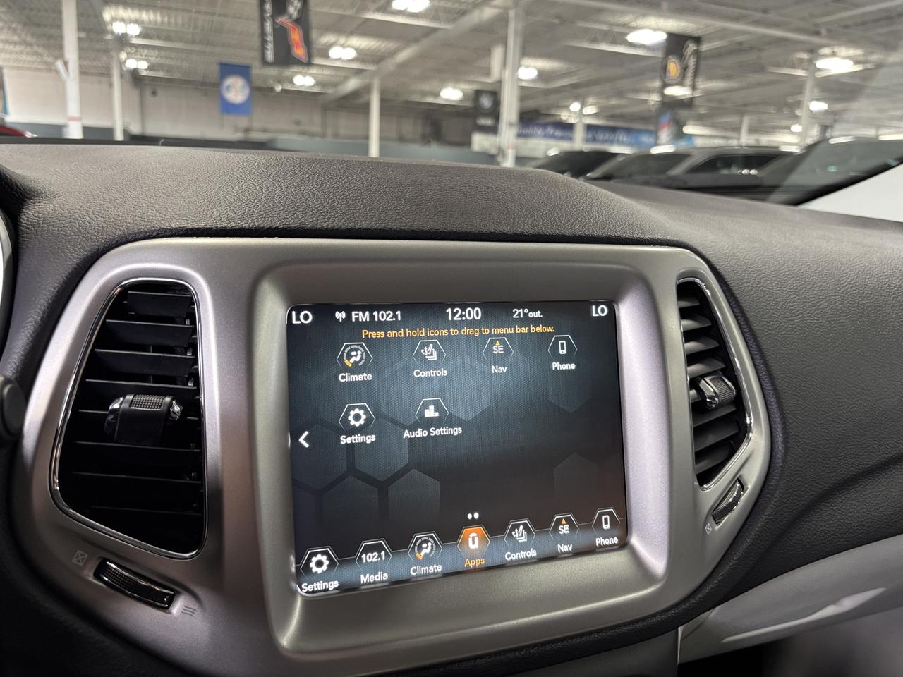 2018 Jeep Compass North 4X4|SELECTERRAIN|NAV|WHITELEATHER|RMSTART|+ Photo