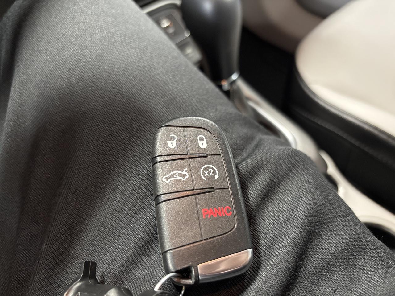 2018 Jeep Compass North 4X4|SELECTERRAIN|NAV|WHITELEATHER|RMSTART|+ Photo