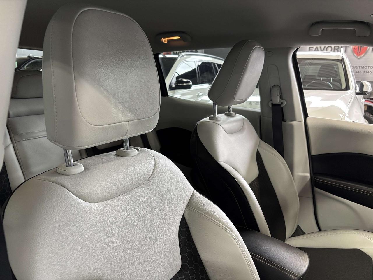2018 Jeep Compass North 4X4|SELECTERRAIN|NAV|WHITELEATHER|RMSTART|+ Photo