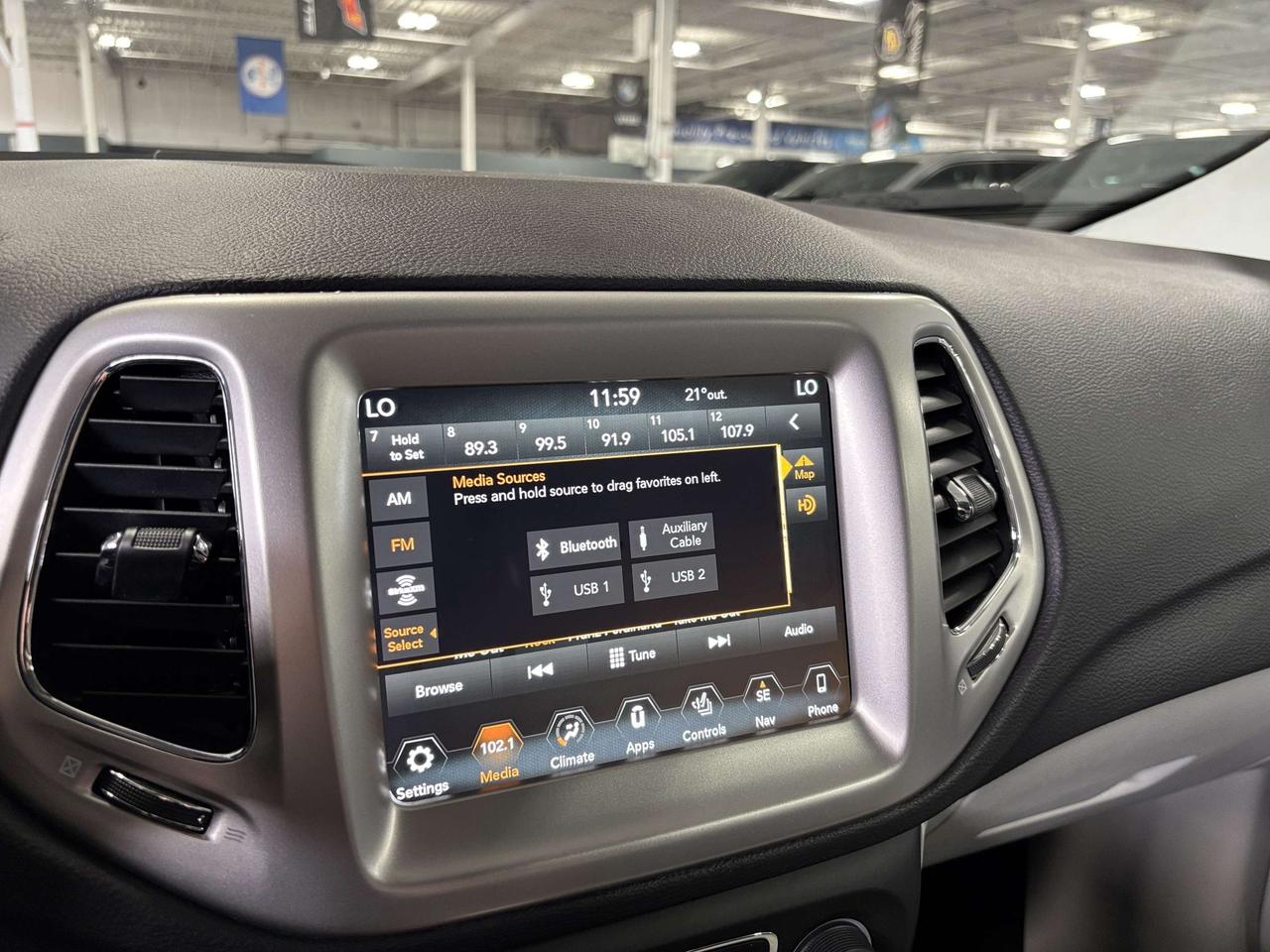 2018 Jeep Compass North 4X4|SELECTERRAIN|NAV|WHITELEATHER|RMSTART|+ Photo