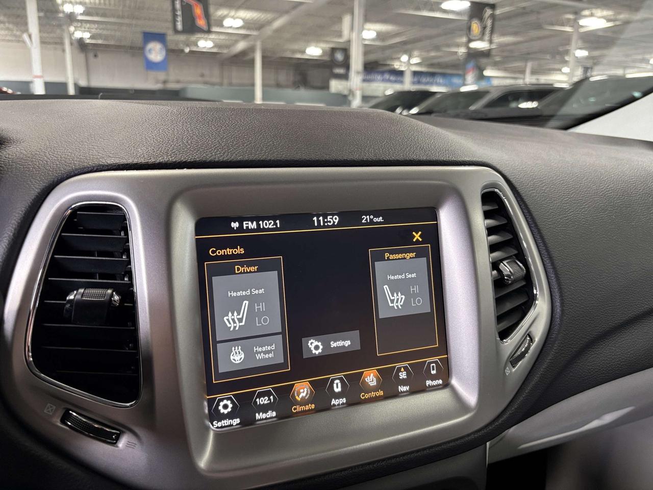 2018 Jeep Compass North 4X4|SELECTERRAIN|NAV|WHITELEATHER|RMSTART|+ Photo
