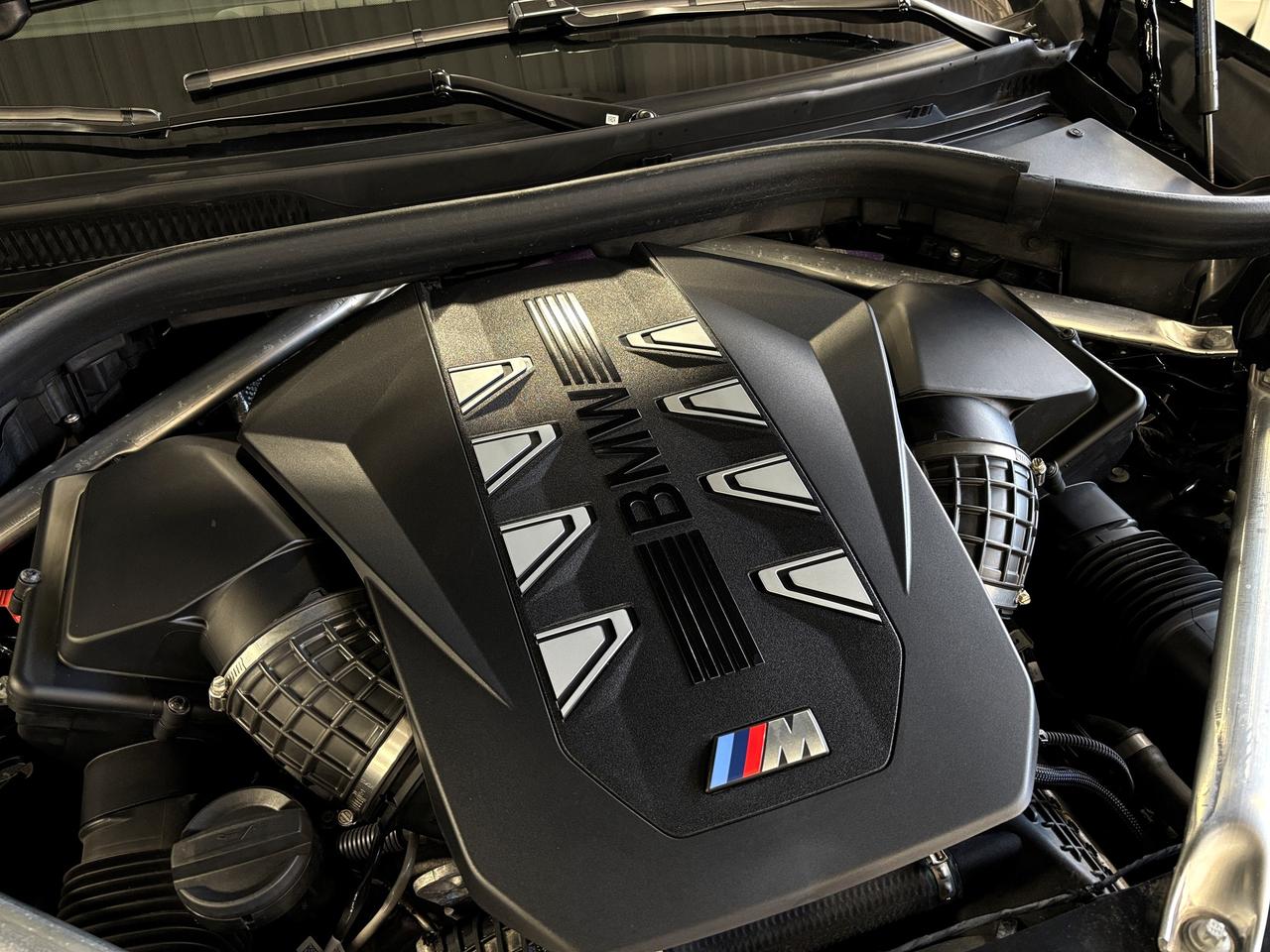 2025 BMW X6 M60i xDrive|COUPE|NO LUX TAX|MATTEWRAP|CREAMSEATS| Photo2