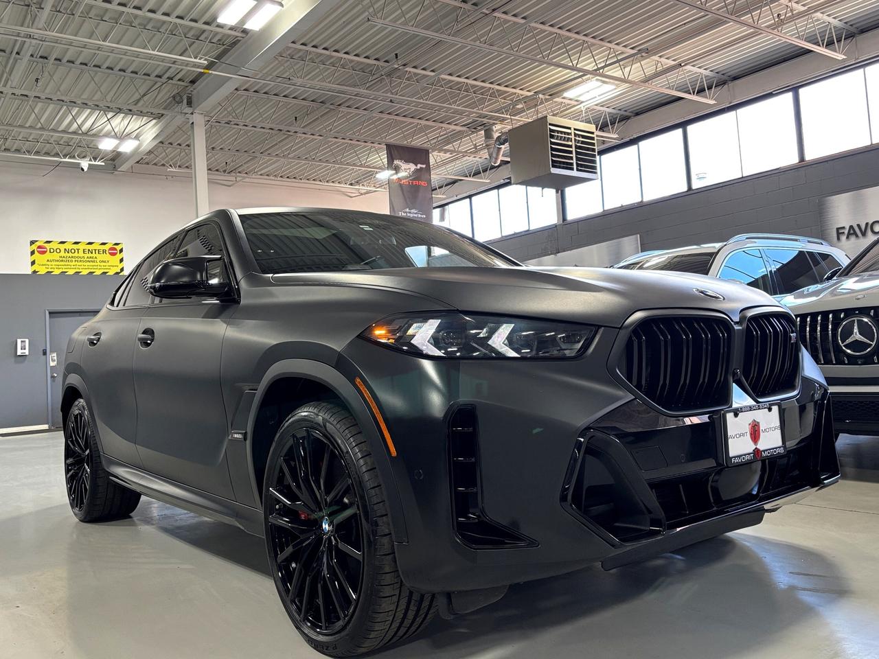 2025 BMW X6 M60i xDrive|COUPE|NO LUX TAX|MATTEWRAP|CREAMSEATS| Photo