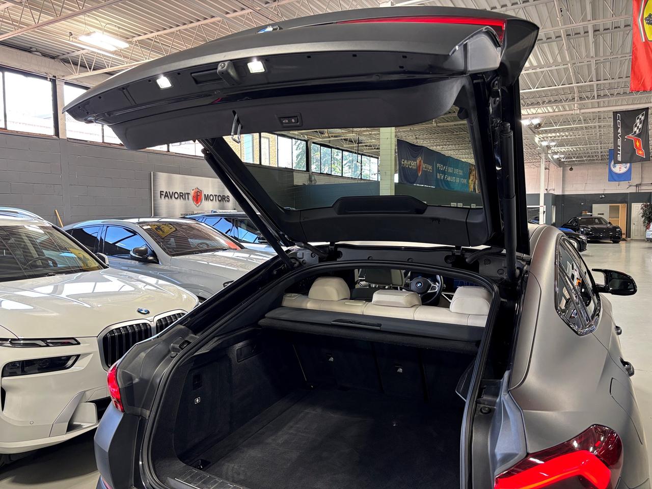 2025 BMW X6 M60i xDrive|COUPE|NO LUX TAX|MATTEWRAP|CREAMSEATS| Photo