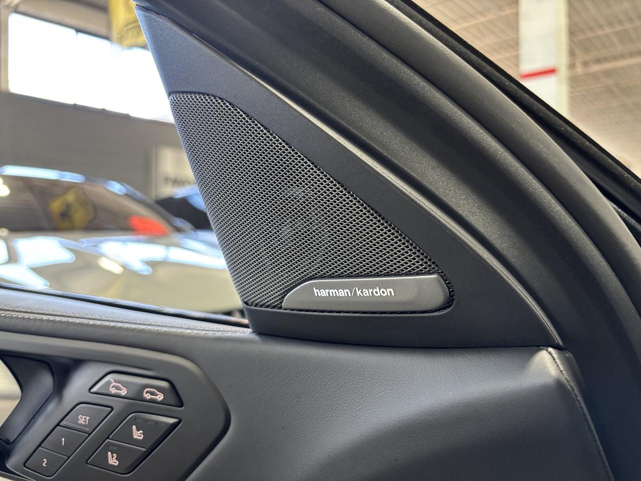 2025 BMW X6 M60i xDrive|COUPE|NO LUX TAX|MATTEWRAP|CREAMSEATS| Photo