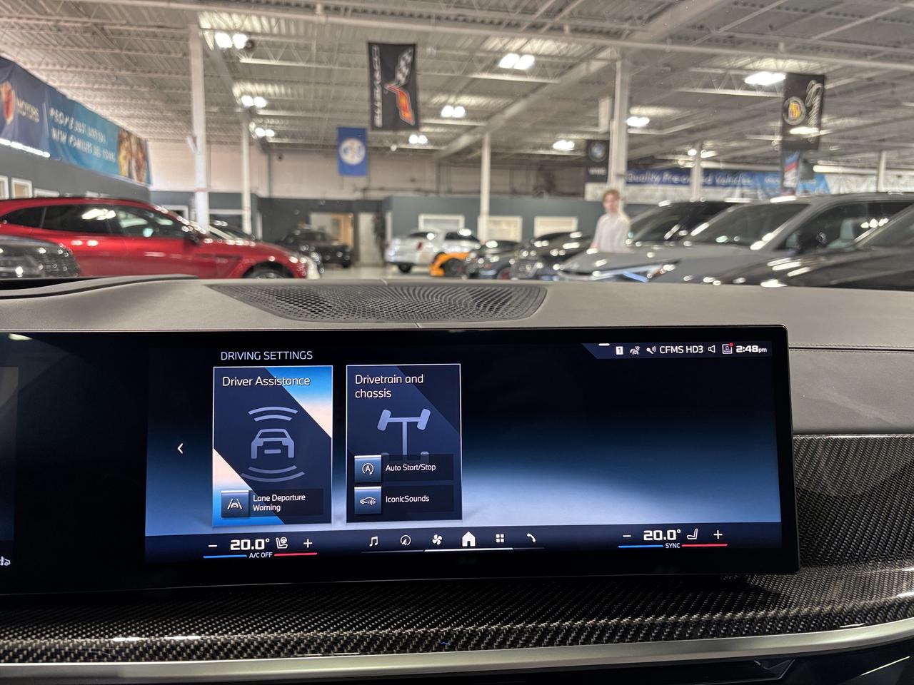 2025 BMW X6 M60i xDrive|COUPE|NO LUX TAX|MATTEWRAP|CREAMSEATS| Photo