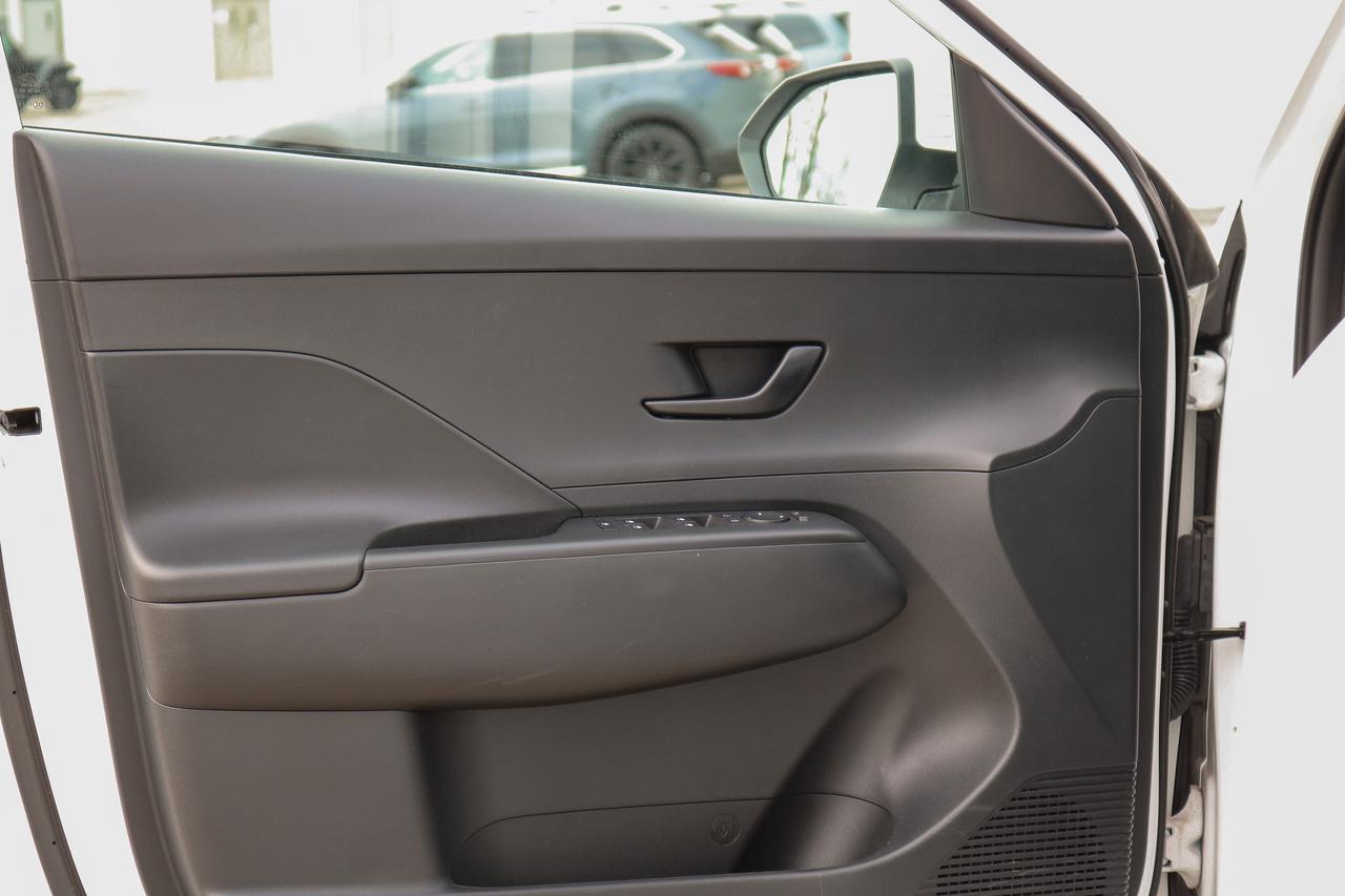 2025 Hyundai KONA 2.0L Essential AWD | BLUETOOTH | REMOTE START  | Photo