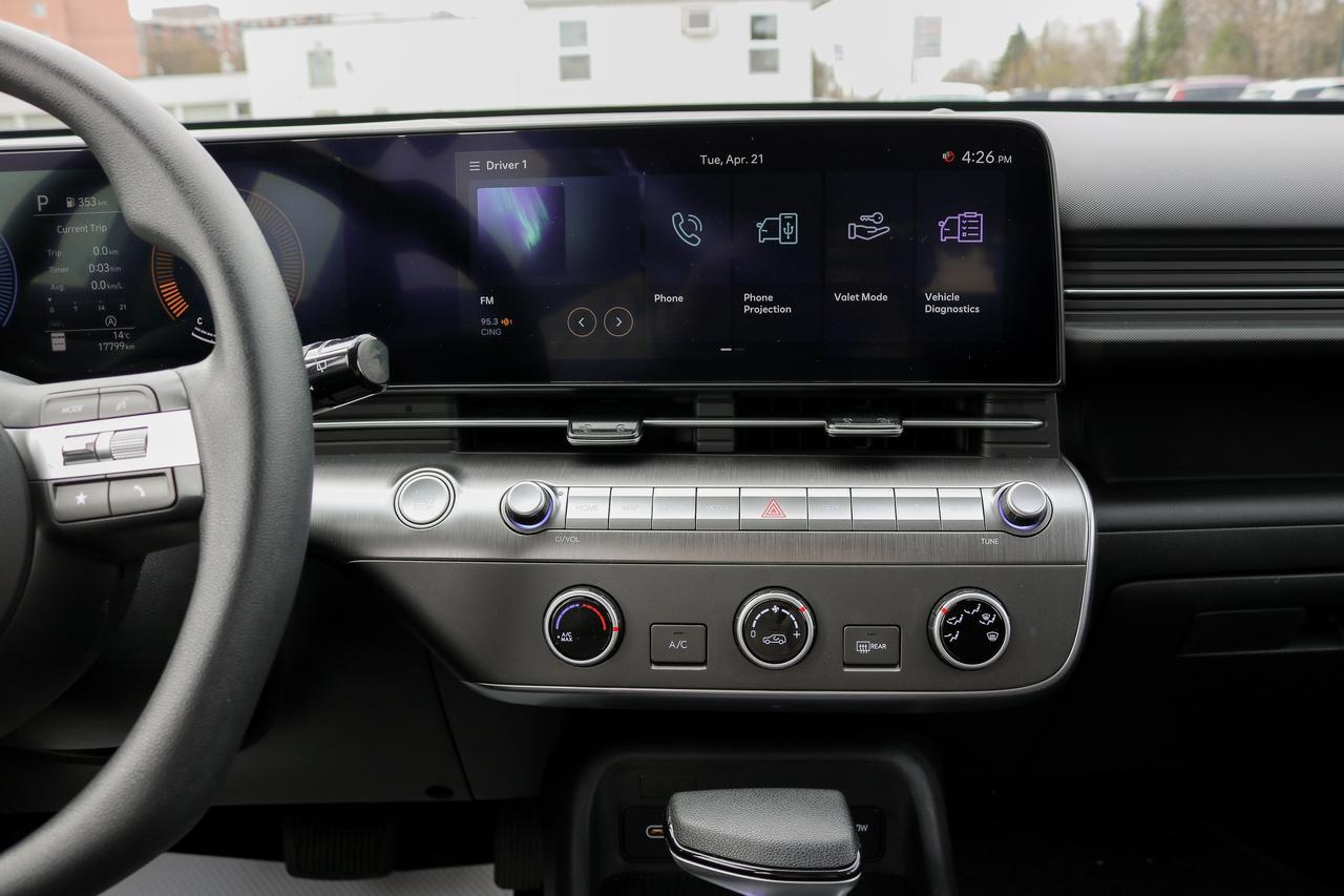 2025 Hyundai KONA 2.0L Essential AWD | BLUETOOTH | REMOTE START  | Photo