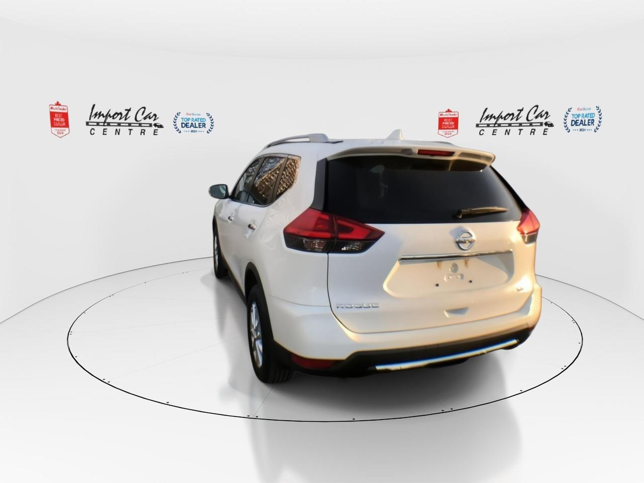 2017 Nissan Rogue SV AWD, HTD. SEATS, BK.CAM, ALLOYS Photo