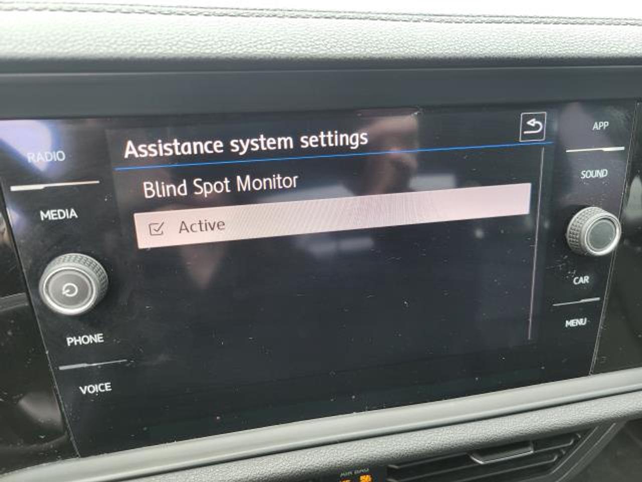 2019 Volkswagen Jetta HIGHLINE Photo
