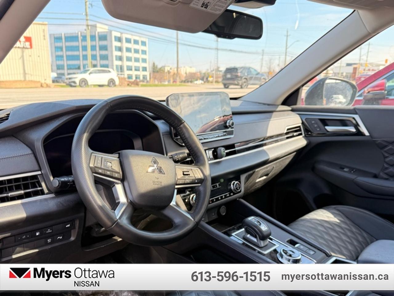 2024 Mitsubishi Outlander Plug-In Hybrid LE Photo
