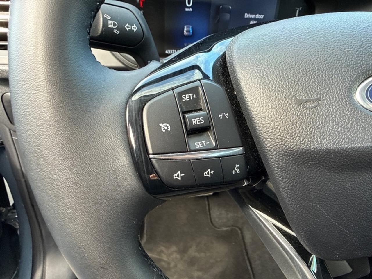 2025 Ford Escape Active  Heated Steering Wheel Photo