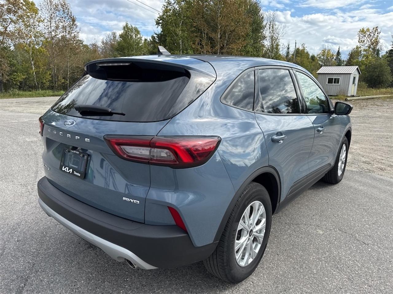 2025 Ford Escape Active  Heated Steering Wheel Photo