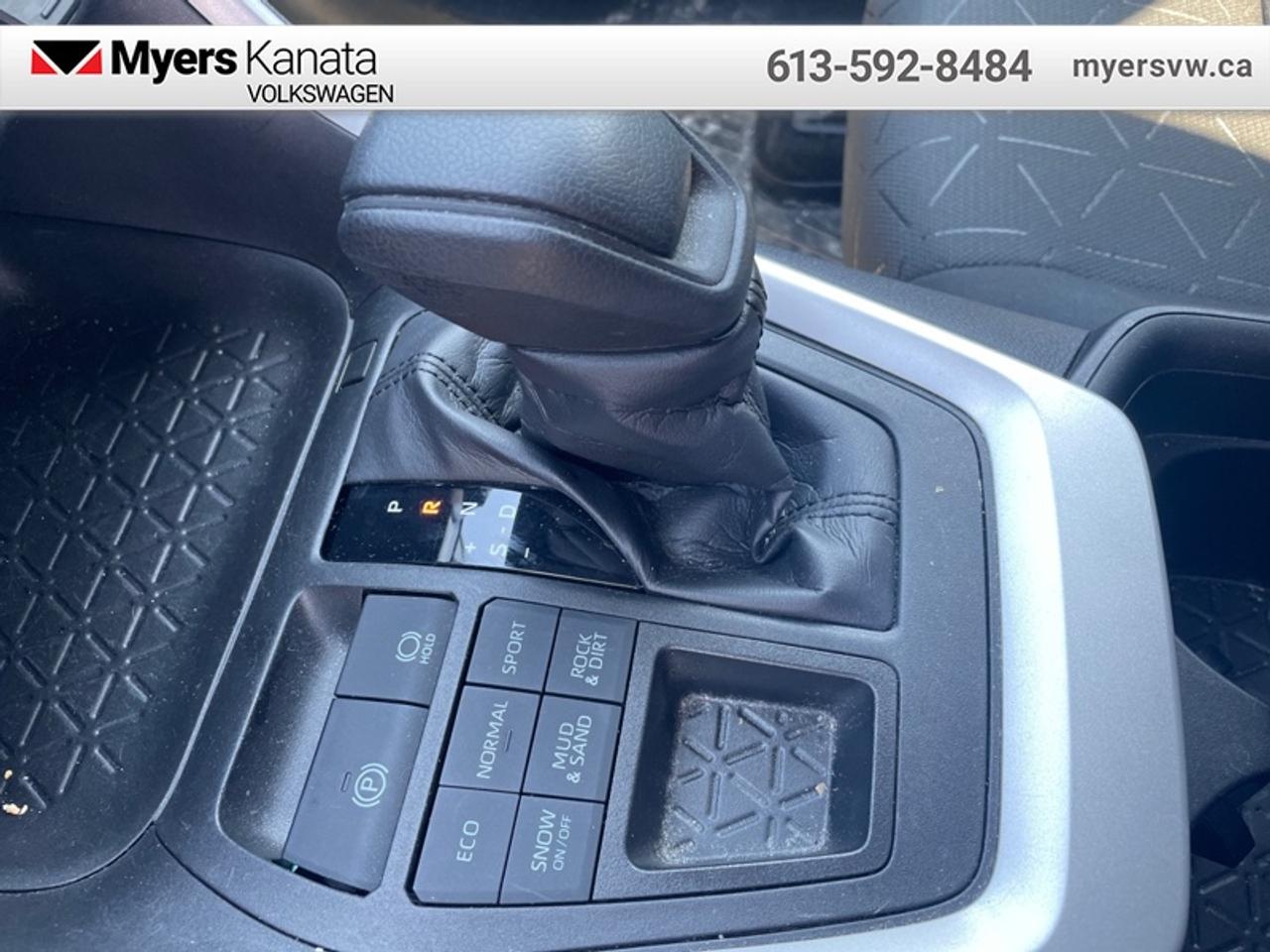 2021 Toyota RAV4 XLE AWD  - Sunroof -  Power Liftgate Photo