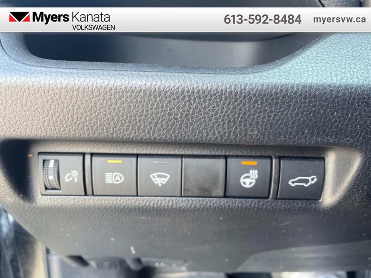 2021 Toyota RAV4 XLE AWD  - Sunroof -  Power Liftgate Photo