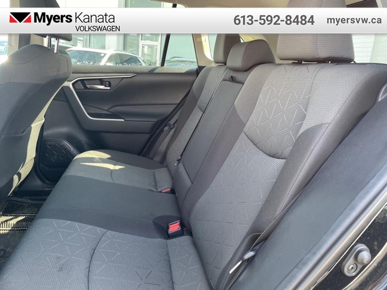 2021 Toyota RAV4 XLE AWD  - Sunroof -  Power Liftgate Photo