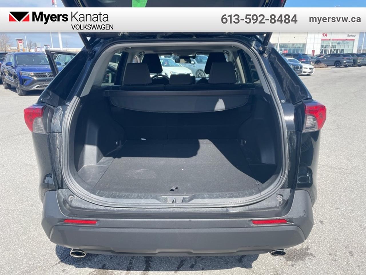 2021 Toyota RAV4 XLE AWD  - Sunroof -  Power Liftgate Photo