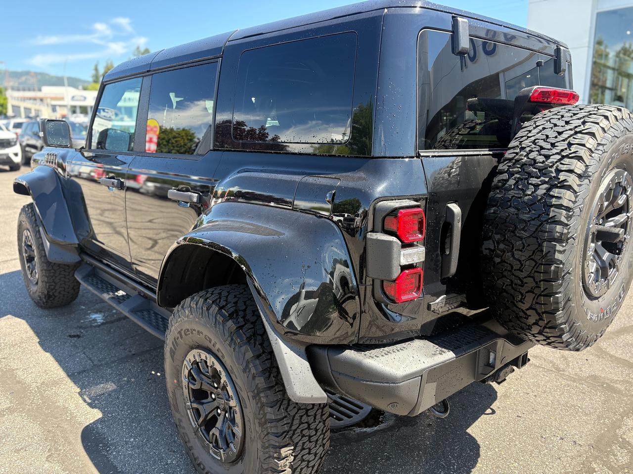 2026 Ford Bronco Raptor Photo2