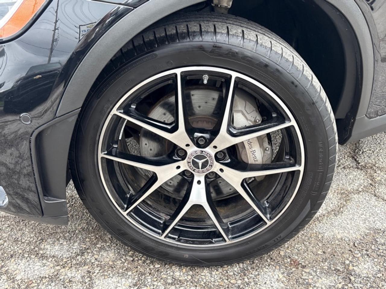 2023 Mercedes-Benz GLC 300 4MATIC Coupe  Burmester Premium Sound System Photo
