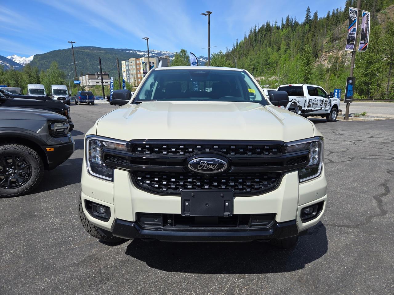 2026 Ford Ranger XLT Photo3